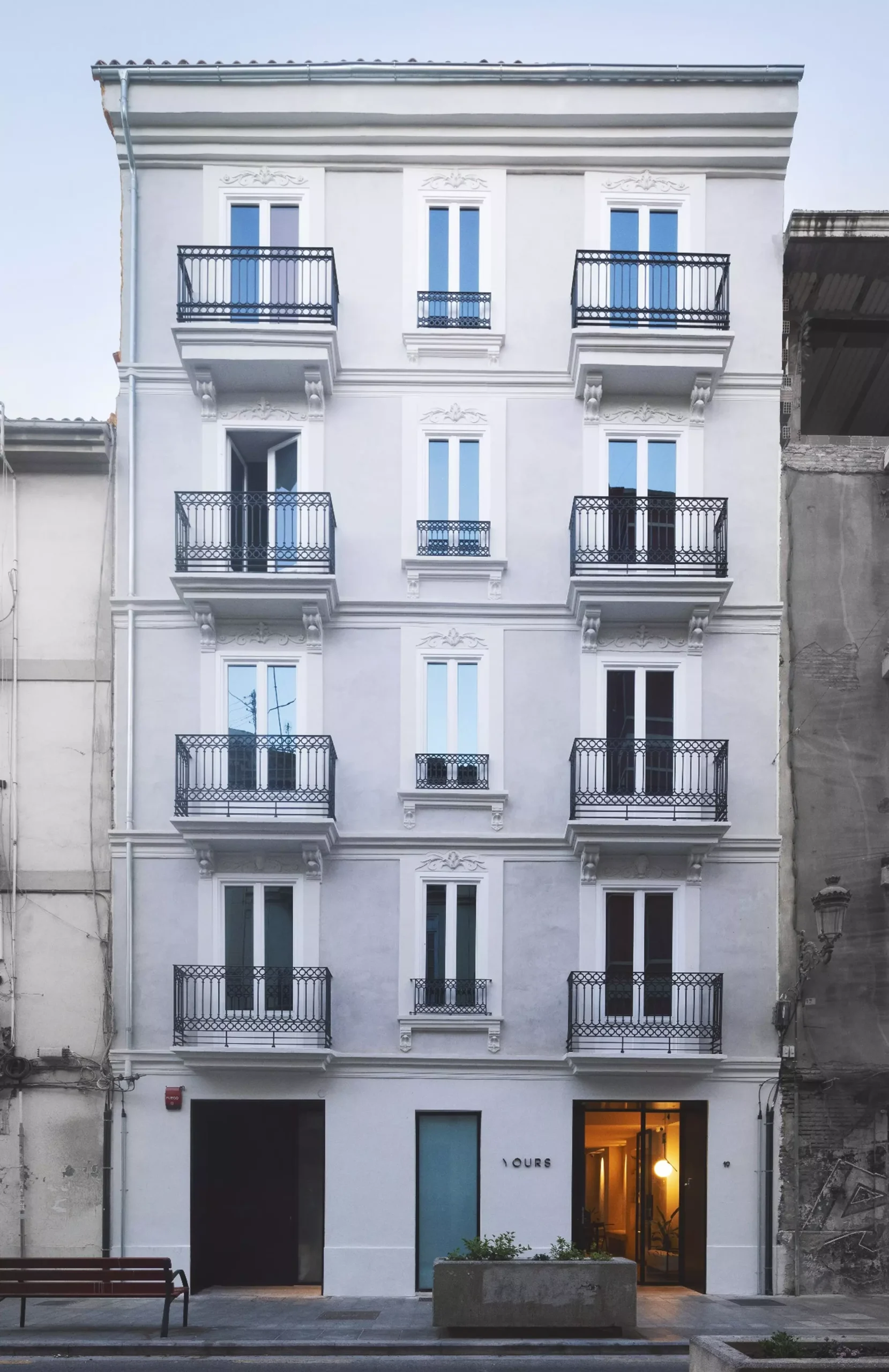 Yours Boutique Hotel Valencia después de la rehabilitación integral por E6A Arquitectos